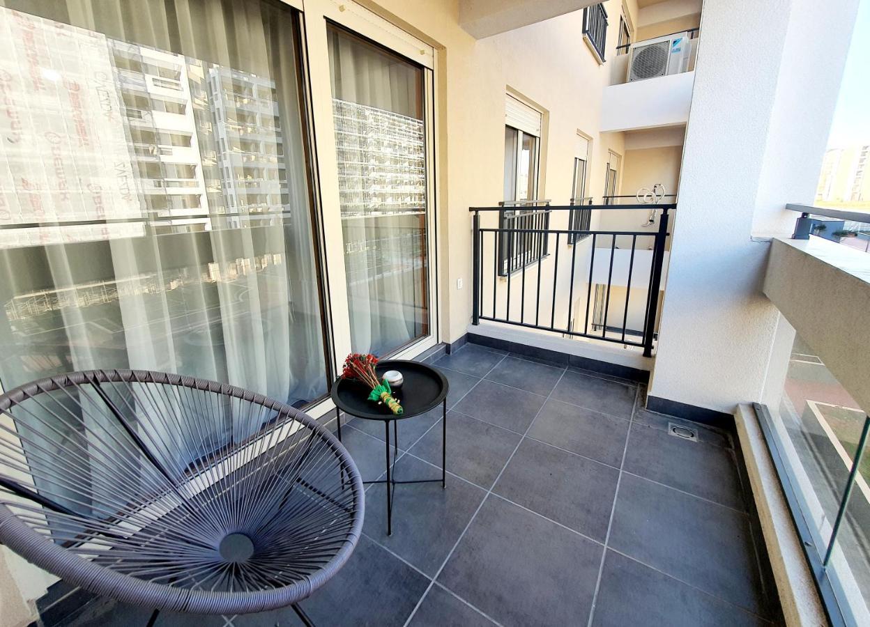 Apartman Ana Lux Подгорица Экстерьер фото